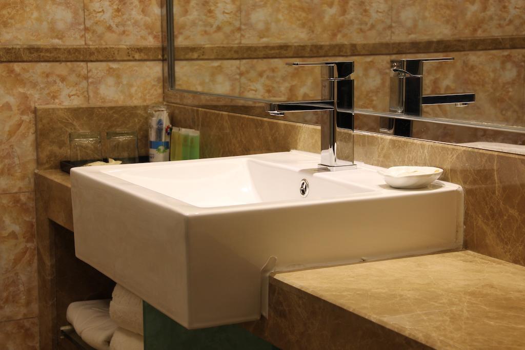 Zhuhai Platinum Holiday Hotel Δωμάτιο φωτογραφία