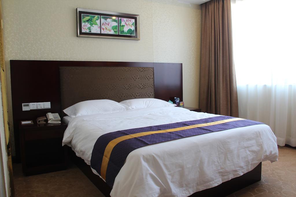 Zhuhai Platinum Holiday Hotel Δωμάτιο φωτογραφία