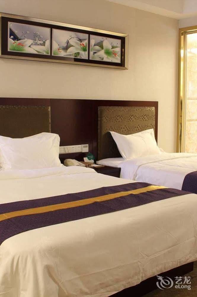 Zhuhai Platinum Holiday Hotel Εξωτερικό φωτογραφία